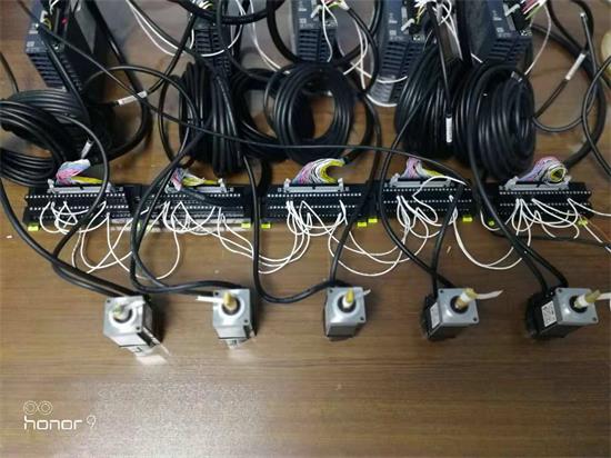 號(hào)外！號(hào)外_三菱定位新用法：FX5U內(nèi)置32軸總線(xiàn)定位！